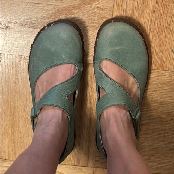Teal El Naturalista Mary Jane Flats, size 40 - Picture 2 of 7